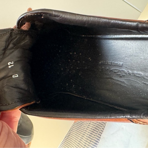 Santoni all leather beautiful walking/sports shoes. Very sharp with jeans/shorts - Picture 9 of 11